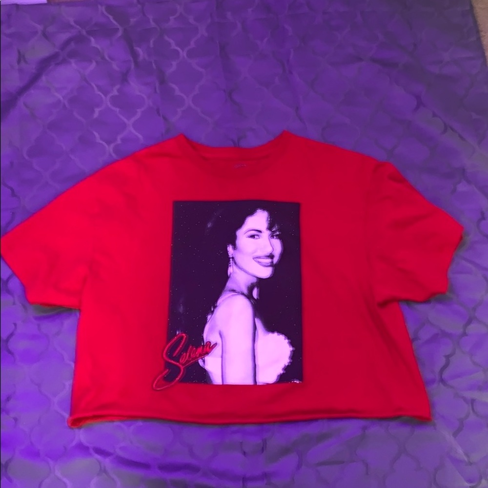 Selena red crop top